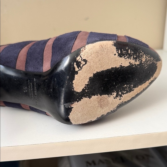 Bruno Magli Women's Ankle Boots in Navy and Brown - Picture 7 of 14